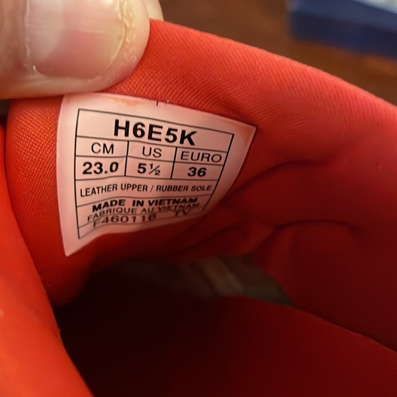 Metallic Red ASICS Gel Lyte III (women’s 5.5) - Picture 3 of 6